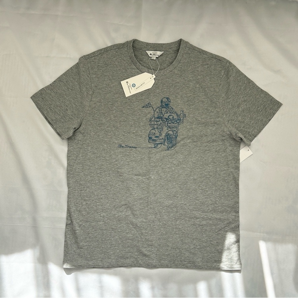 Ben Sherman Gray T-Shirt with Blue Vespa Graphic - Picture 2 of 3